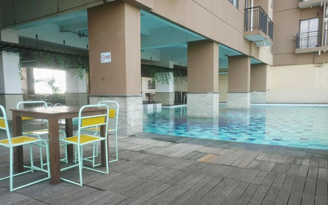 Comfy & Well Appointed 2BR at Tamansari Panoramic Apartment