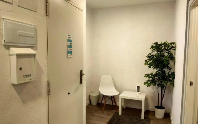 Pequeño Alojamiento con Mini Piscina - NO climatizada