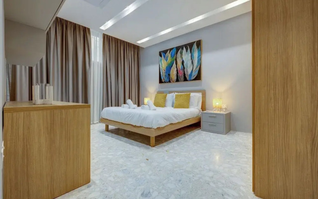 Premier Seafront Living: Ultra-luxury in Sliema
