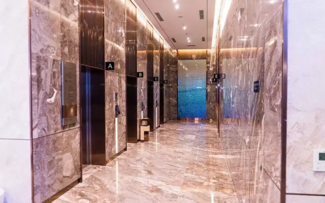 A La Carte Ha Long Residence