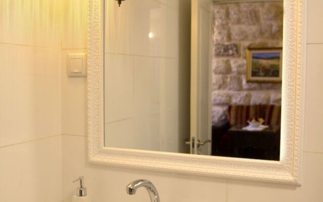 Beit Shalom Historical Boutique Hotel