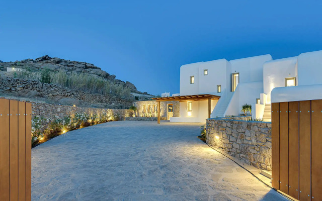 Villa Yasemin on the Rock