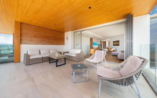 Luxury 2BR Apartment in Bluepoint 82