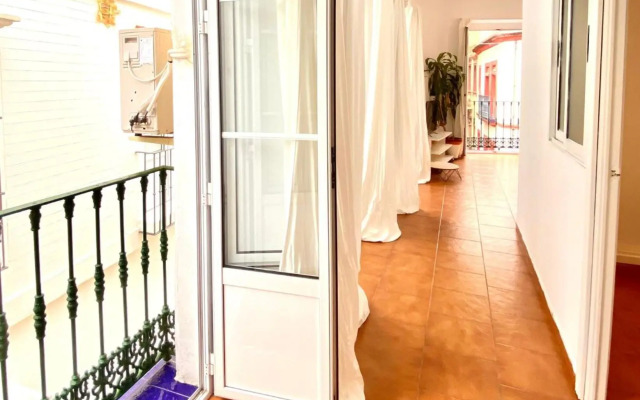 Comfortable studio old town, parking optional