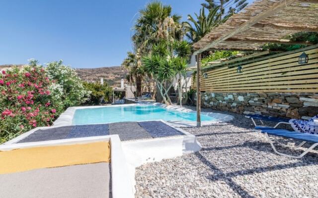 Lovely 3-Bedroom House in Tinos