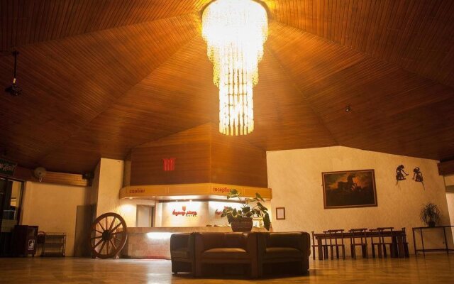 Tanjung Plaza Hotel