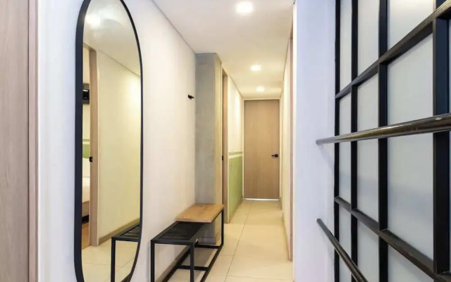 Fantastic 3 BR w/ Balcony in Laureles Medellín