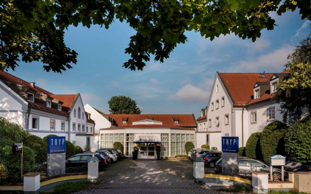 TRYP by Wyndham Munich North