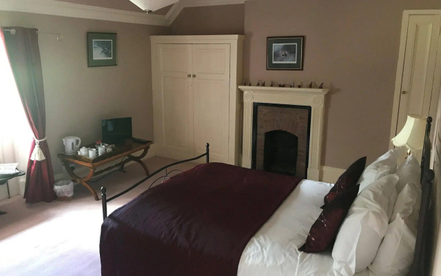 Newburgh House Bed & Breakfast