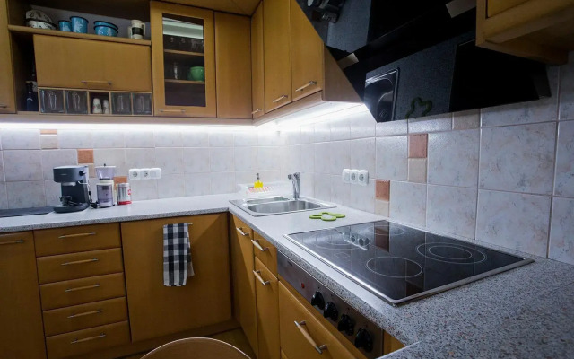 Goldenfields apartment