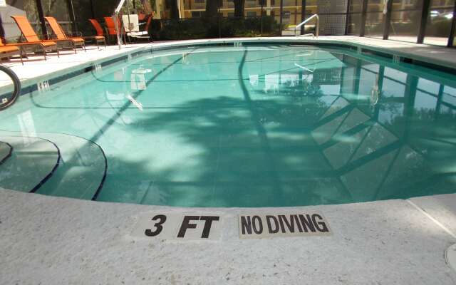 SureStay Plus Hotel by Best Western St Marys Cumberland