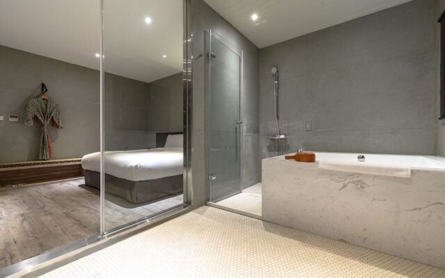 Yunoyado Onsen Hotspring Hotel Deyang