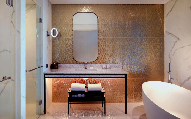 Movenpick Surabaya City