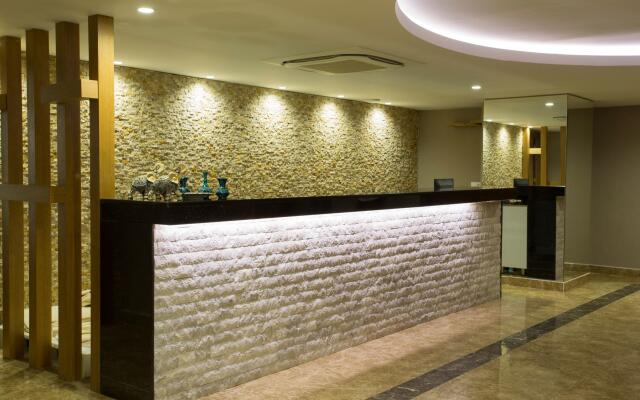 Water Side Resort & Spa