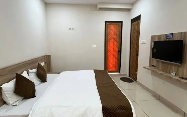 Hotel Prakash Block-1
