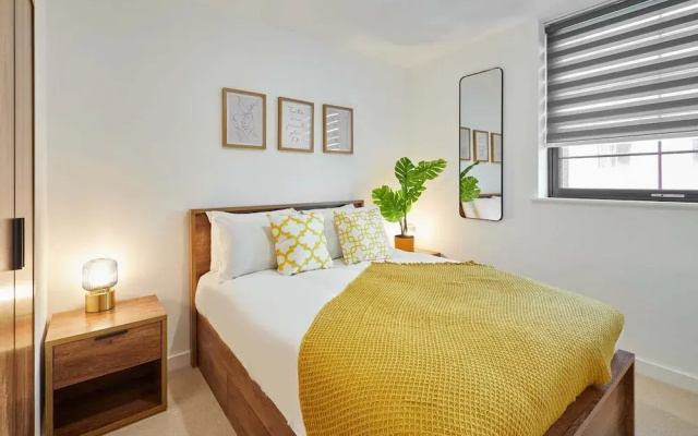Host Stay Lockside House