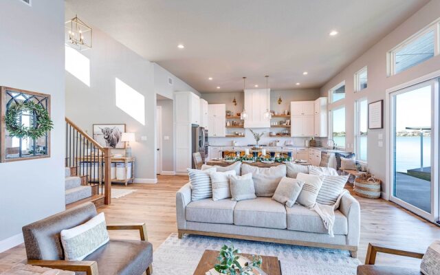 Lakefront Granbury Retreat w/ Patio & Fire Pit