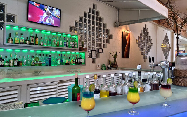 Golden Parnassus All Inclusive Resort & Spa - Adults Only