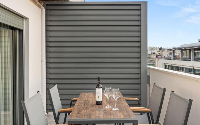 Athenian View Loft