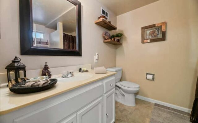 Moonridge Treetop Retreat