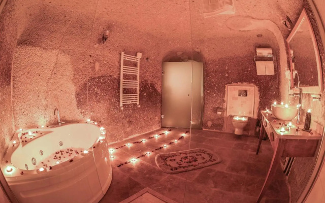 Mosaic Cave Hotel