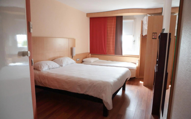 Ibis Albert Pays de Somme