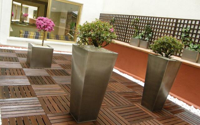 Gran Versalles Hotel