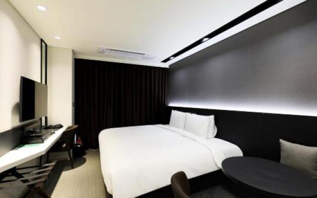 Hotel K