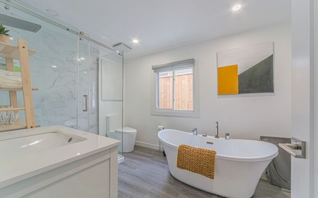 Niagara Boutique House