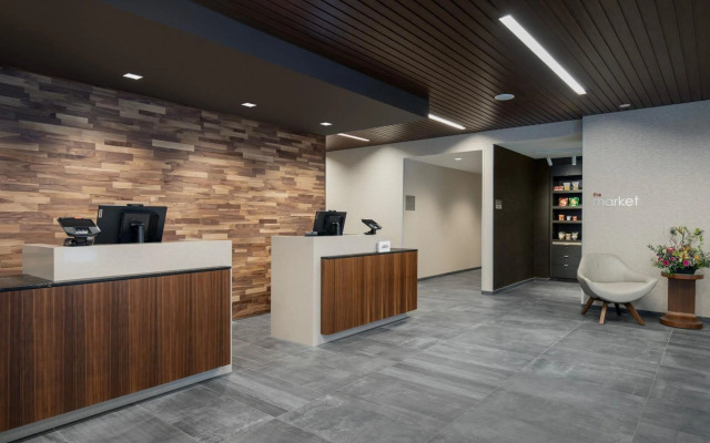Courtyard By Marriott Nanaimo