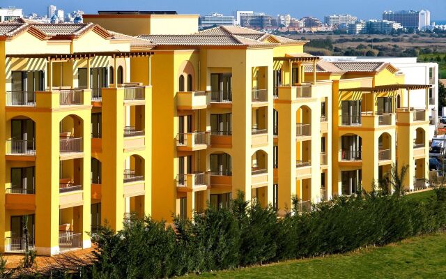 The Residences at Victoria	