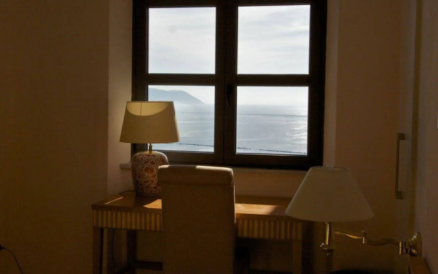 Miramare Apartments & Suites