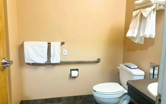 Ramada by Wyndham Cranbrook