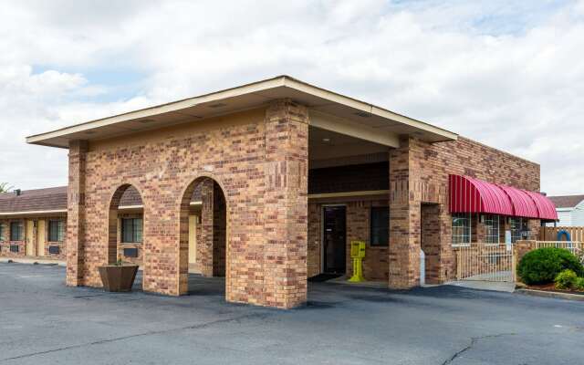 Econo Lodge & Suites Brinkley