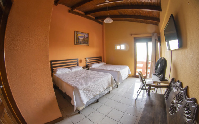 Euro Hostal - Hostel