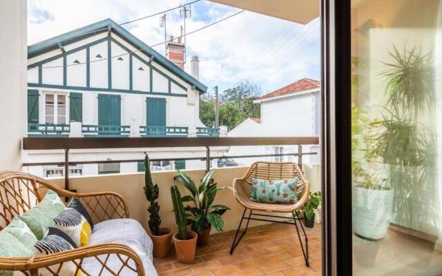 T3 Centre Proche Plage Avec Parking Privatif