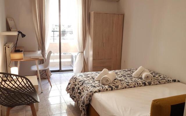 Palette Apartment Chocolate - Athens Center, 6 Bd, 3 Bath