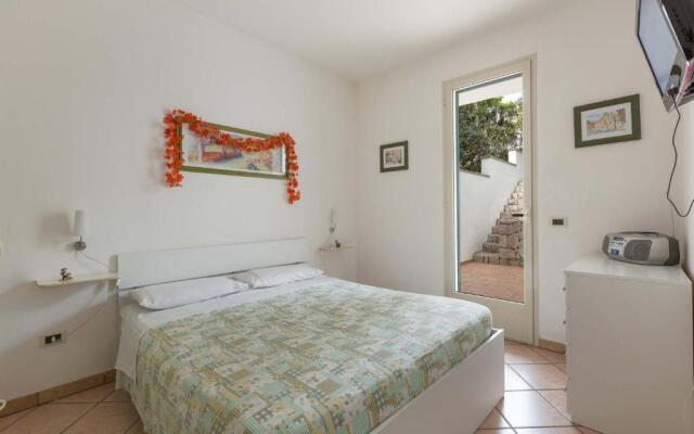 Villetta Raffaello by BarbarHouse