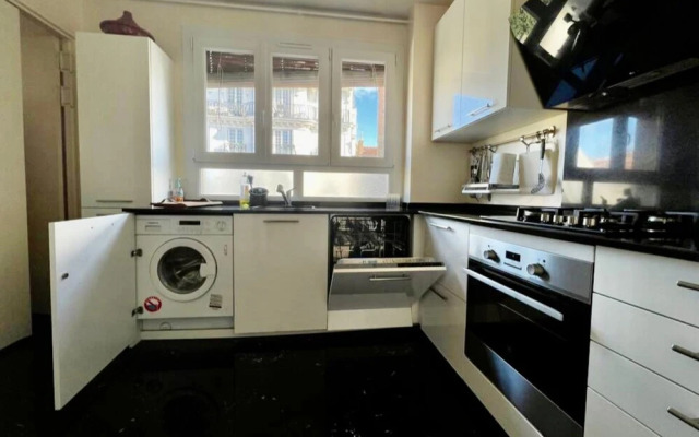 Family apartment 7 minutes from Paris