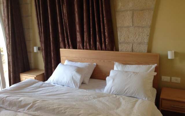 Talitha Kumi Guest House