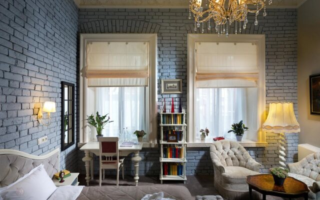 Hotel 19