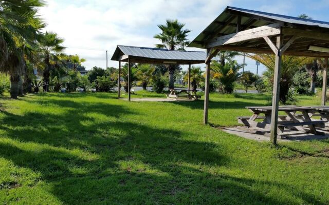 Seven Oaks Inn Jasper