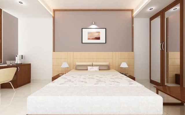 Royal Raj Hotel & Condominium