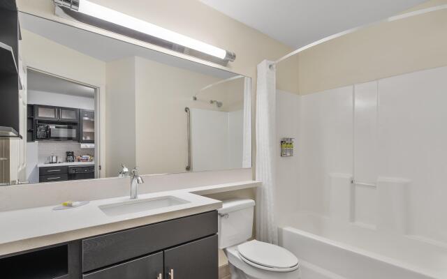 Candlewood Suites Huntersville by IHG