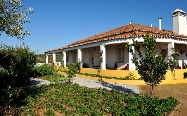 Herdade Do Sobroso - Country House