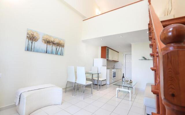 Tranquil Apartments by Corfuescapes