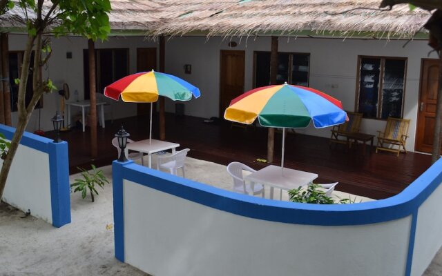 Fulidhoo La Perla Guest House