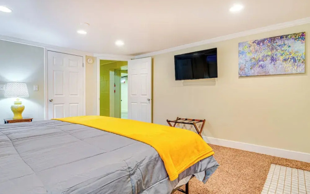 ~ 10 Mi to Dtwn: Indianapolis Home w/ Game Room!