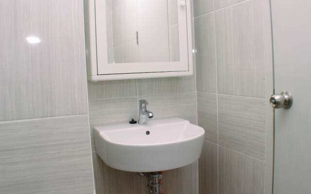 Comfortable Design Studio Room At Vasanta Innopark Apartment