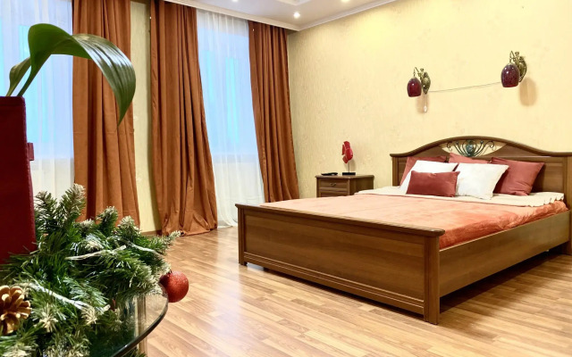 Compass (Компасс) на улице Первомайская